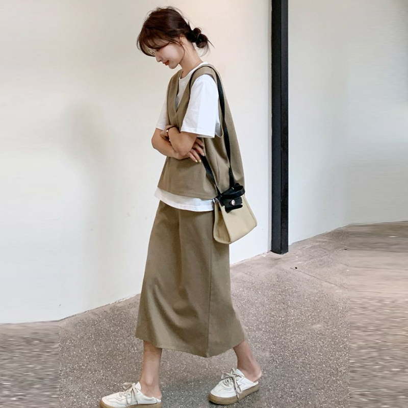 設計感兩件式套裝 V領拼接短袖T恤 配高腰中長裙 成套穿搭 顯瘦有型