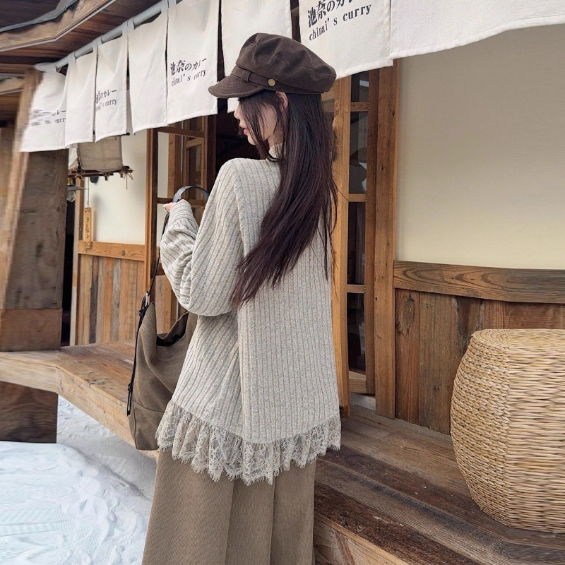 日系復古蕾絲拼接針織襯衫 寬鬆剪裁 秋冬氣質上衣
