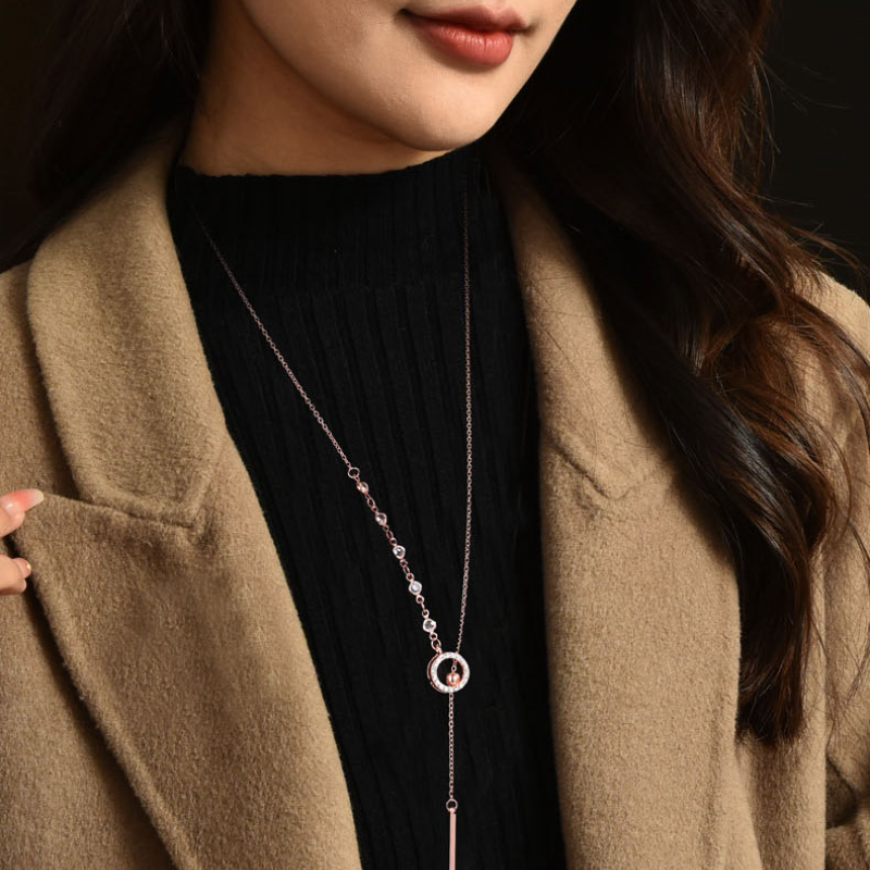 出眾穿搭單品 線條流蘇項鏈 成熟簡約 fashion ootd 休閒搭配成人女裝配件