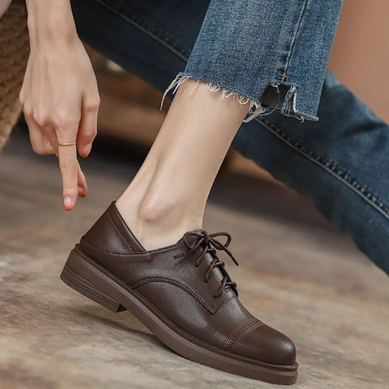 英倫風軟底小皮鞋-春秋系帶防滑工作鞋