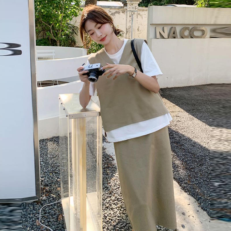 設計感兩件式套裝 V領拼接短袖T恤 配高腰中長裙 成套穿搭 顯瘦有型